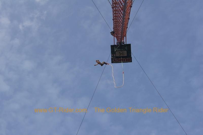 276051=8350-jasonbungyjump01.jpg
