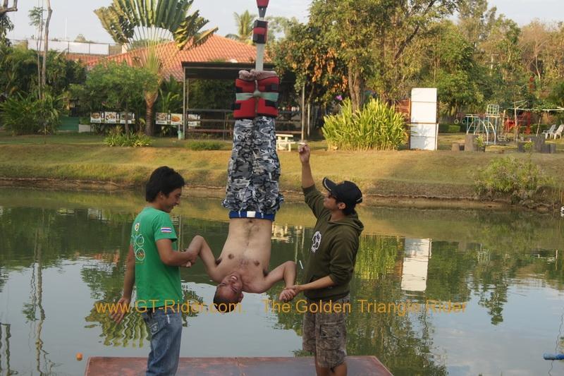276051=8356-jasonbungyjump08.jpg
