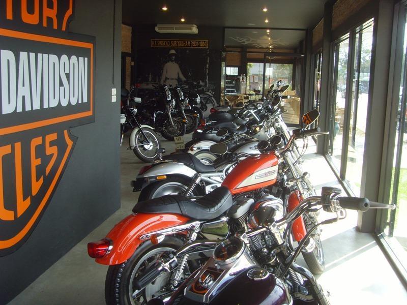 276073=8360-Harley%20CR%208.jpg