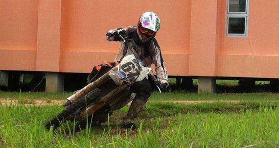 276987=9023-corner%20rut.jpg