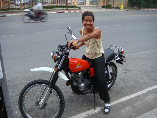 Honda 100 motorcycle for sale clearance