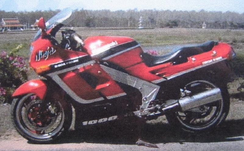 281480=11779-Kawasaki%20GPZ%201000%20RX.jpg