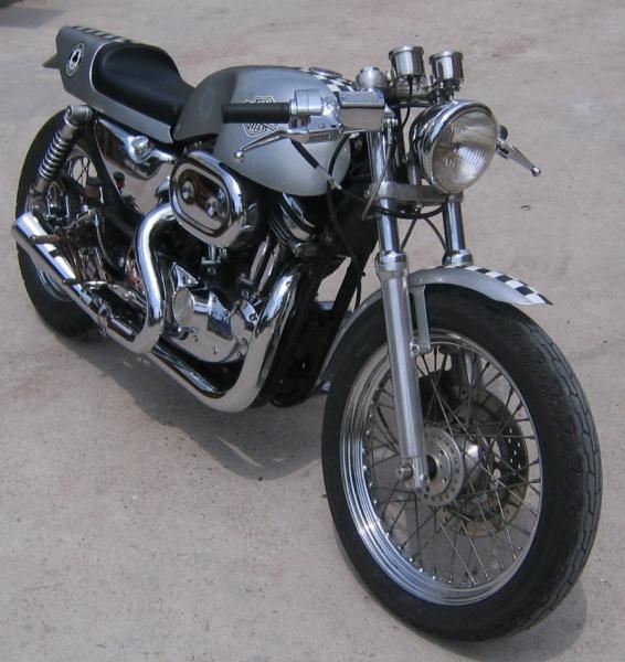 281482=11783-1200cc%20H-D%20Sportster%20Cafe%20Racer.%20Sept%202005%20004.jpg