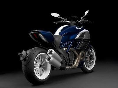 284942=13640-10_DIAVEL[1]rear_400.jpg