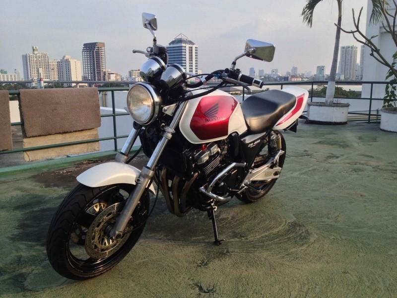 285129=13808-Honda%20CB400%20SuperFour4.jpg