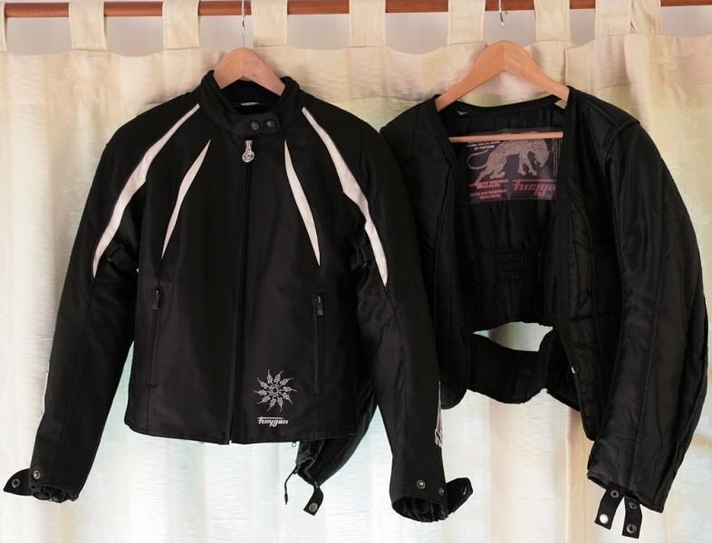 285384=13927-FuryganLadiesJacket.jpg