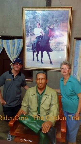 290956=16094-gtr-mum-peter-khunsa.jpg