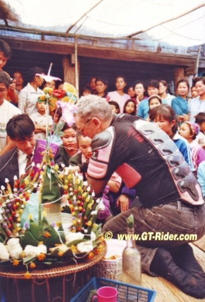 293900=17485-GTR-LaoWedding-1996_1.jpg