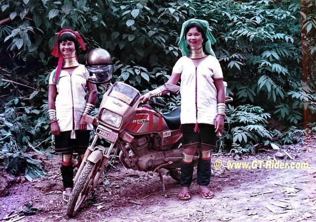 294034=17521-GTR-LongNecks-MHS-late80sB.jpg