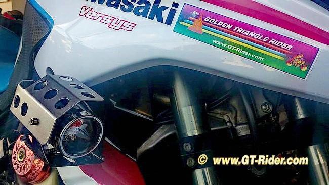 294072=17526-GTR-LIghts-CnxMoto3B.jpg