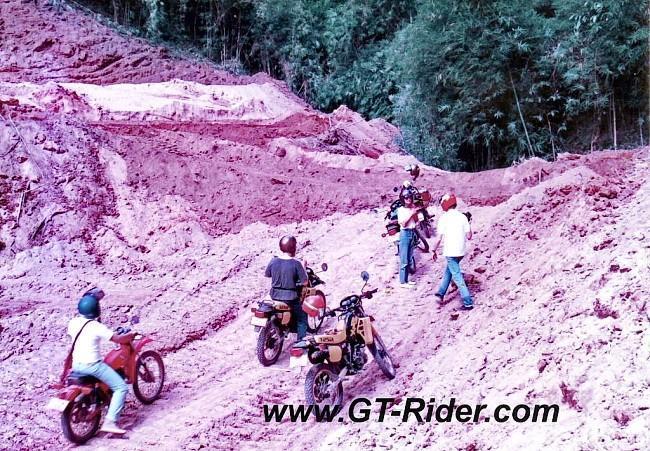 294233=17559-GTR-MaeKhiRoadB.jpg