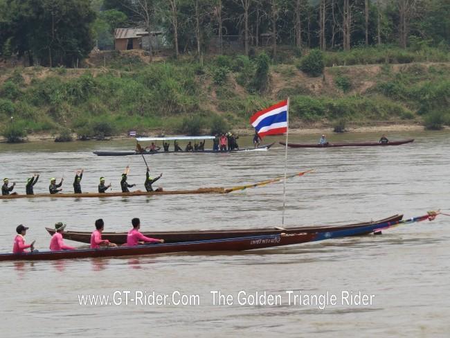 298627=18956-GTR-ChiangKhong-BoatRacing-08.jpg