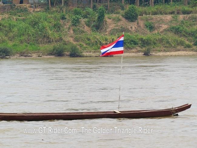 298627=18959-GTR-ChiangKhong-BoatRacing-11.jpg