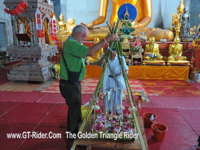 299057=19093-GTR-Shan-SpiritCeremony%205.jpg