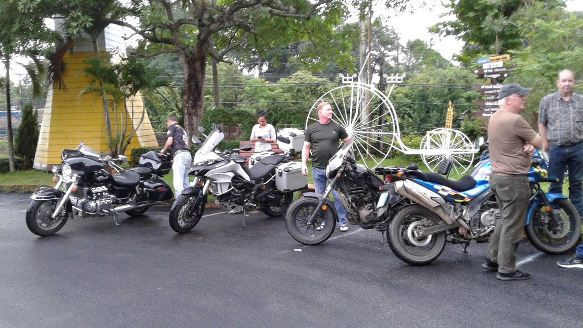 3-line-up-in-pua.jpg