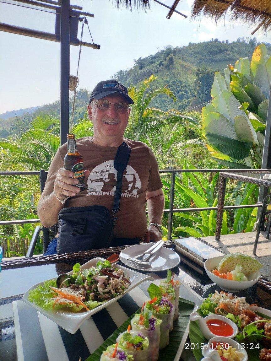 3-river-view-restaurant-chiang-khong (4).jpg