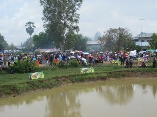 3-spectators-2.jpg