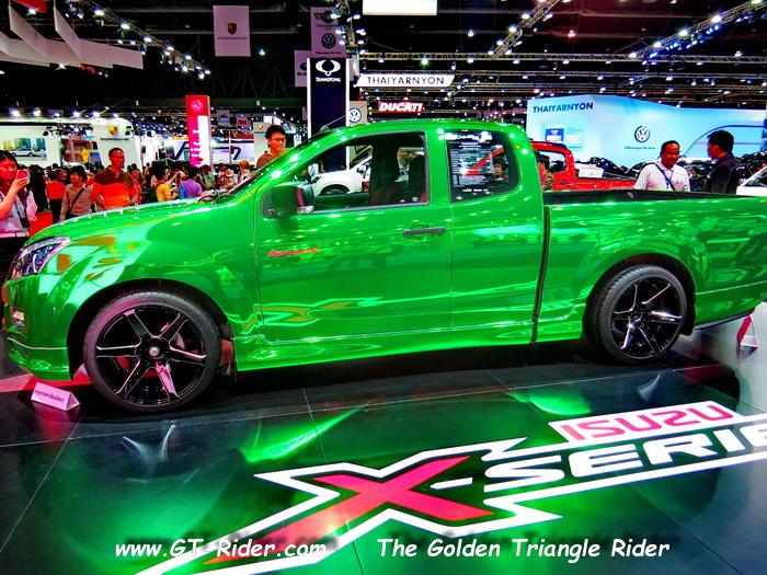 304629=22628-GTR-BkkMotorshow-2015-03.jpg