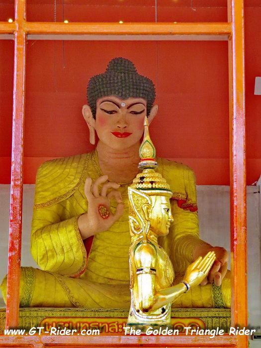 305468=22317-GTR-WatMongkhol-02.jpg
