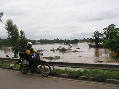 32683437-S.jpg