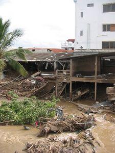 32922703-S.jpg