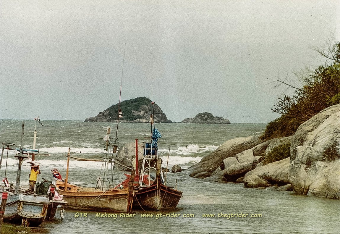 3rd DEC 1981 - Hua Hin 1-8-22.jpg