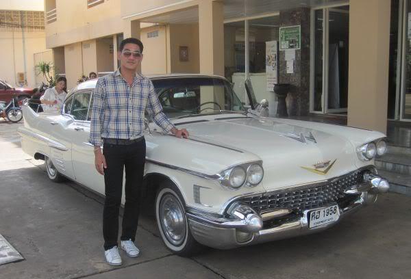4-classiccars.jpg