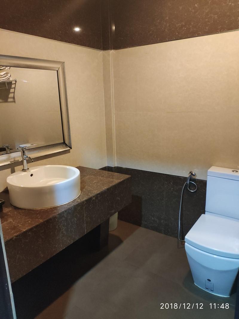 4-room.jpg