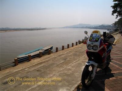 477800019_Xff7g-S.jpg