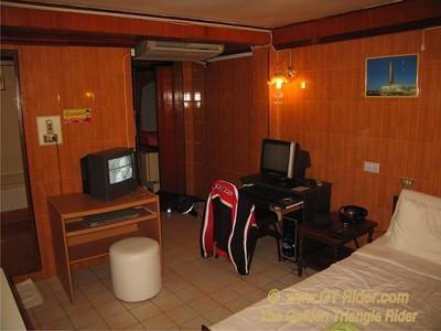 555911567_7a2Fx-S.jpg