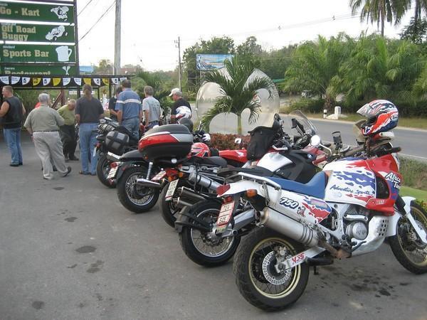 733964763_aTEsg-M.jpg