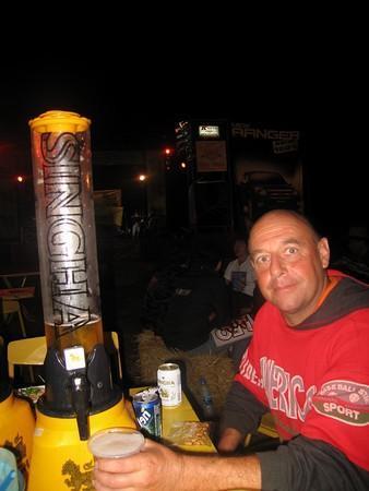 766548604_NvocC-M.jpg