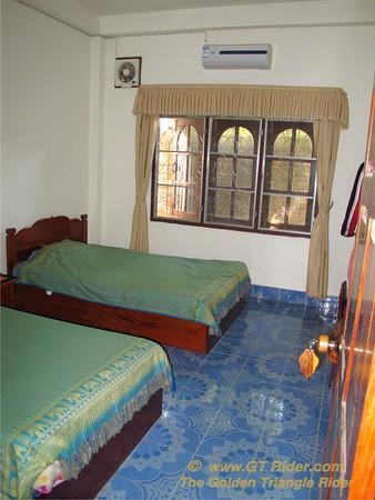 791387387_Yk8NS-M.jpg