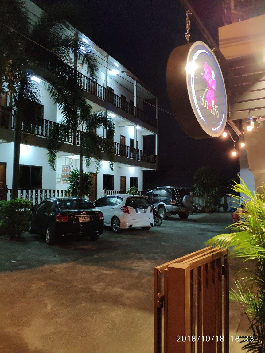 9a-Home-Inn.jpg