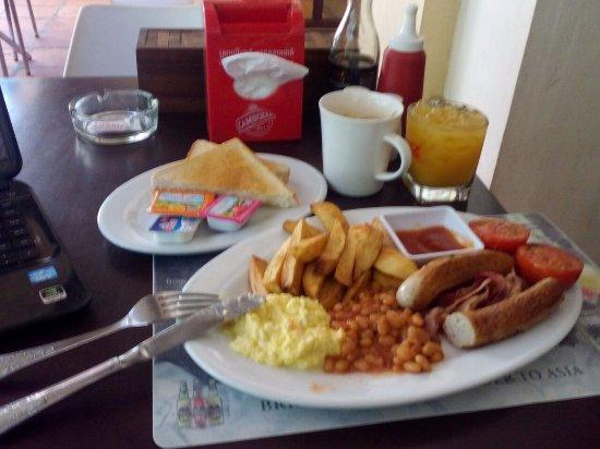 a-good-hearty-breakfast.jpg