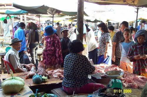 AngTasaom-market5.jpg