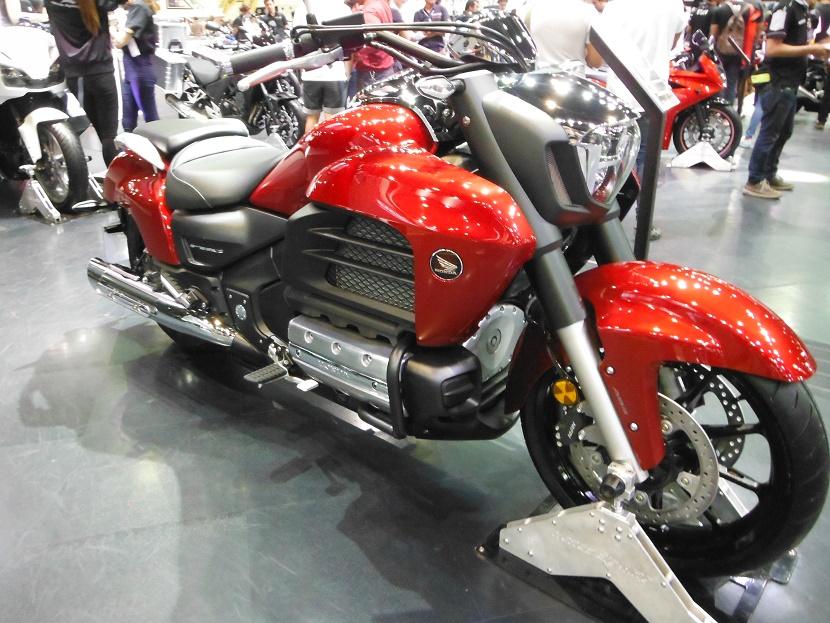 bangkok%20motor%20show%204.jpg