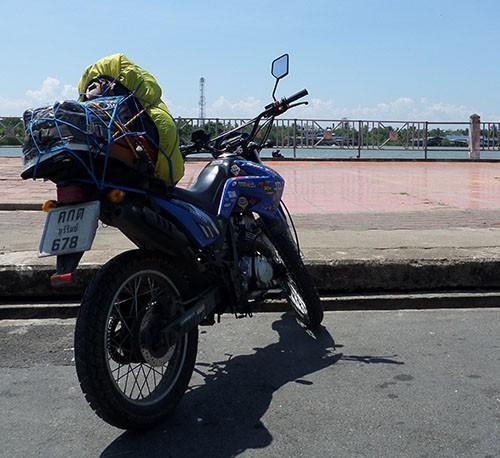 Bike-at-the-Tanee-River.jpg