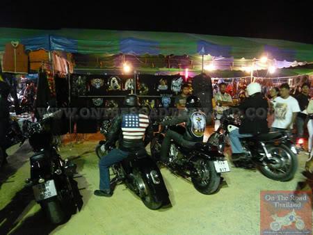 BikersarriveinHuaHin.jpg