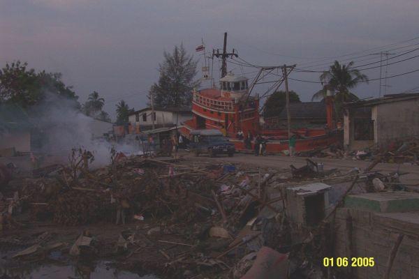 Boat1.jpg