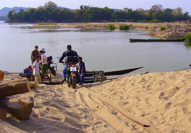 Boatloading.jpg