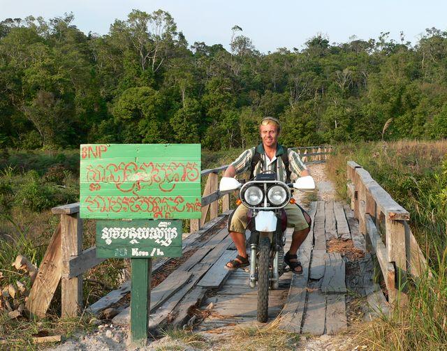 bokor-popok-vil02.jpg