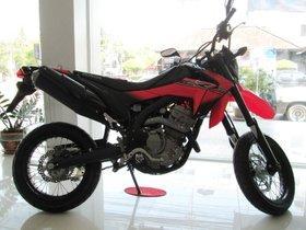 bth_CRF250M1.jpg