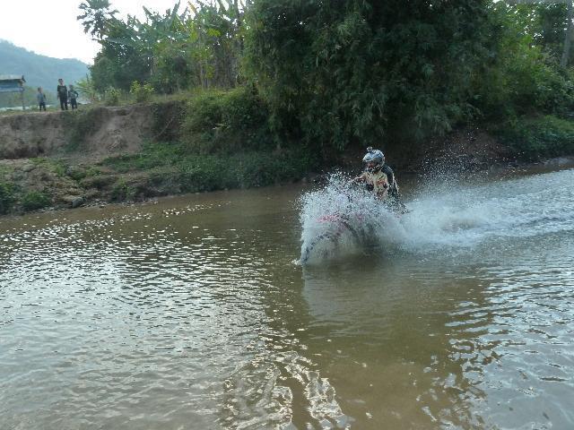 c1zm3daljva9uv7hd.jpg
