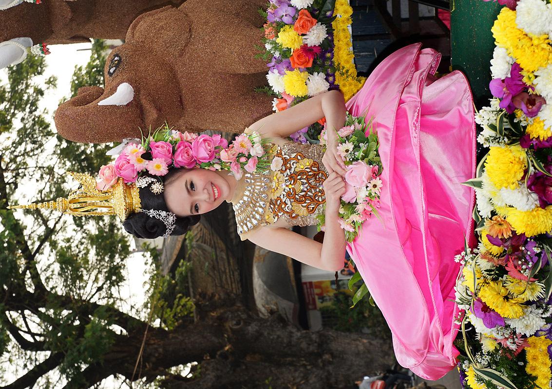 chiang-mai-flower-festival-24-small.jpg