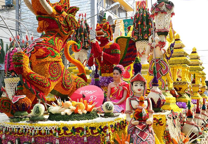 chiang-mai-flower-festival-47-small.jpg