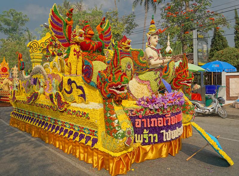 chiang-mai-flower-festival-53-small.jpg