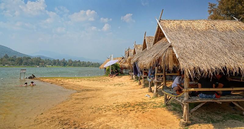 chiang-mai-huay-ting-tao-lake-small.jpg