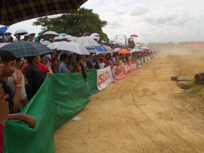 Crowd.jpg