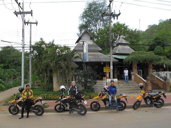 d-trackers_to_samoeng004.jpg